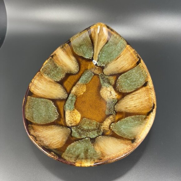 Dryden Pottery Teardrop Shape Dish Plate Centerpiece Brown Glazed Marked Vintage - Picture 13 of 16